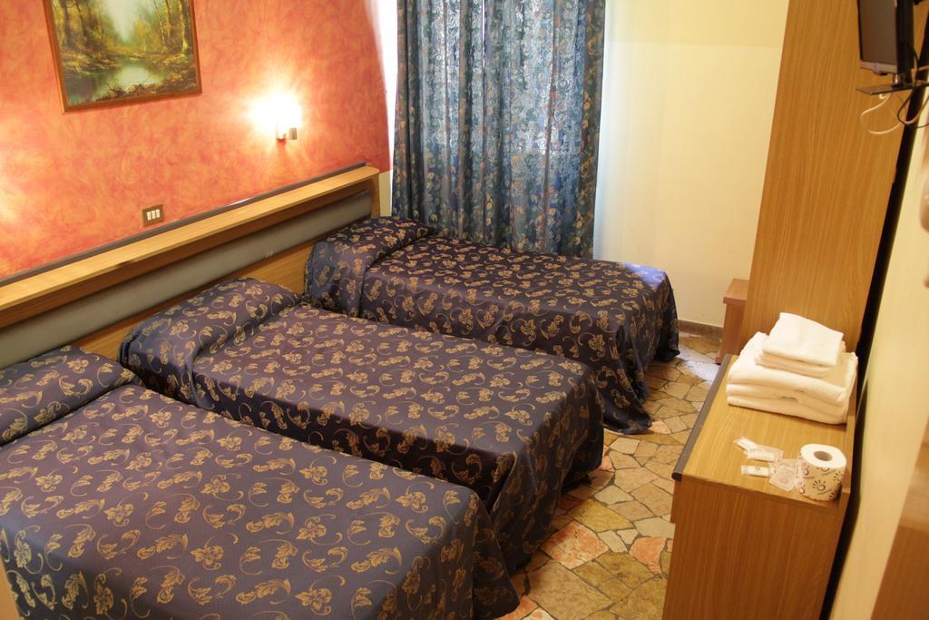 Hotel Del Sud Milan Exterior photo